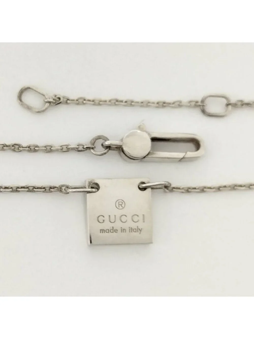 Gucci Square Plate Silver Necklace
